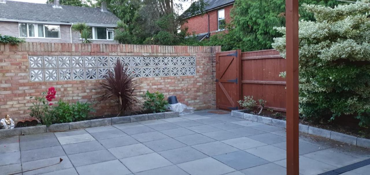 2 Bed Semi-Detached House Vila Poole Exterior foto
